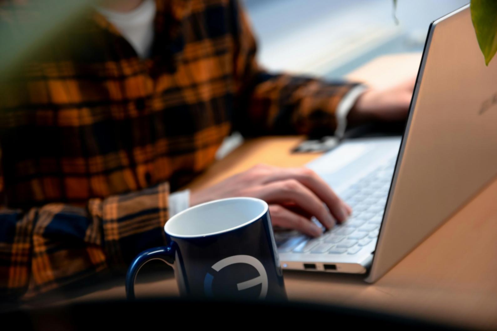 Dettaglio schermo con software di modellazione ambiente